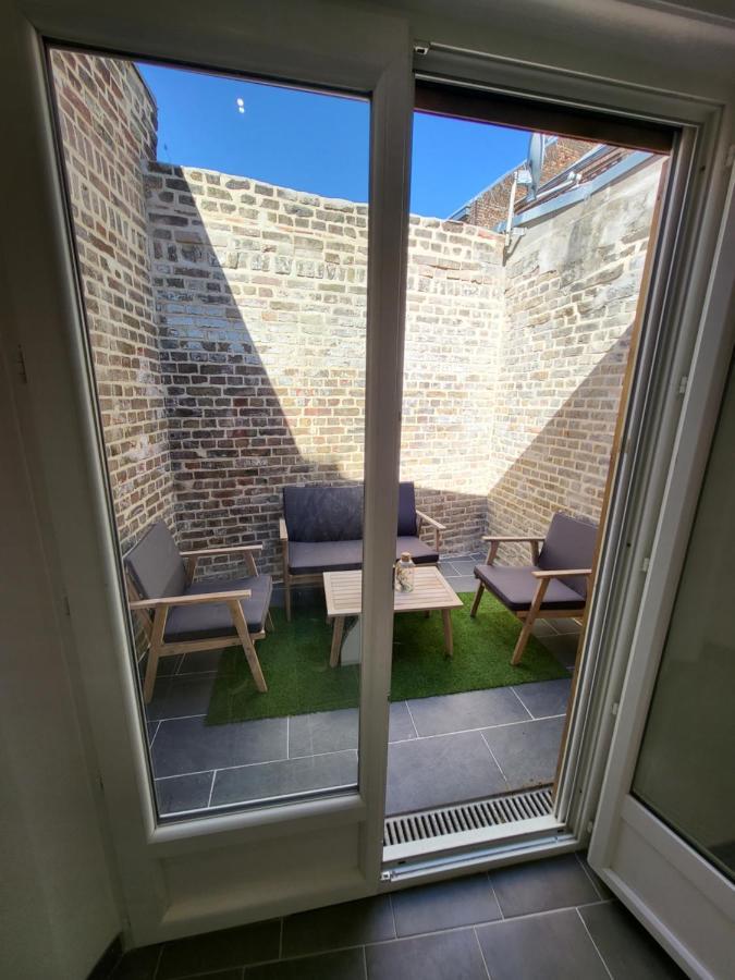 Appartement Spacieux Et Luxueux Pres Du Centre Амиен Екстериор снимка